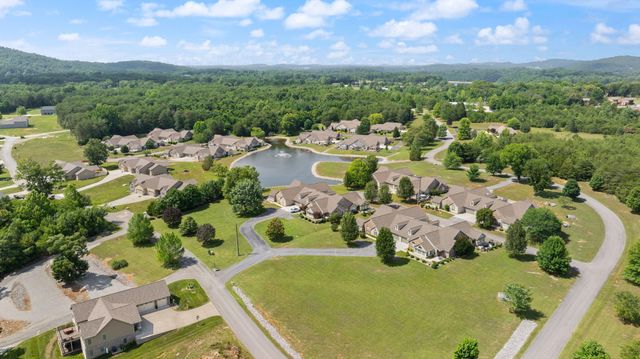 413 Deer Lake Place, Bronston, KY 42518