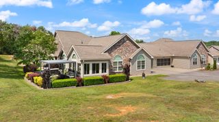 413 Deer Lake Place, Bronston, KY 42518