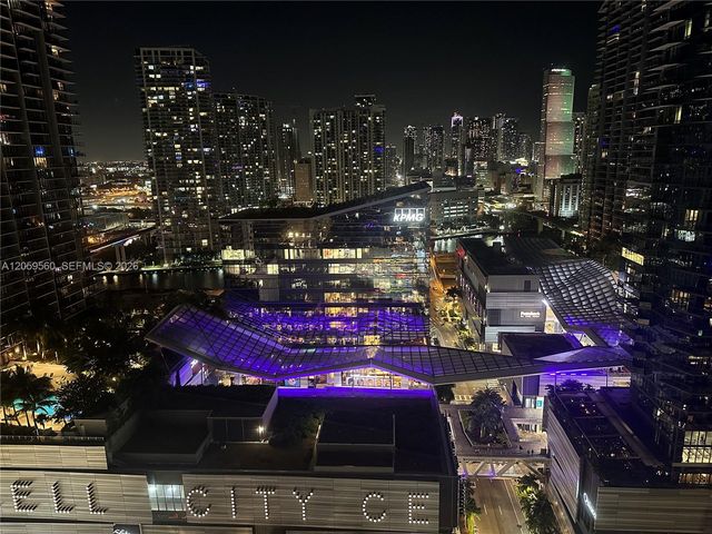 45 SW 9th St 2501, Miami, FL 33130