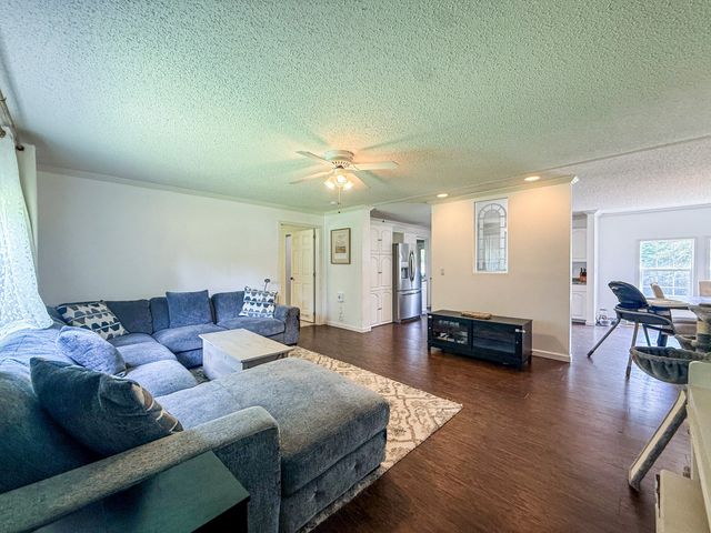 1818 Groveland Ridge Rd, Columbia, TN 38401