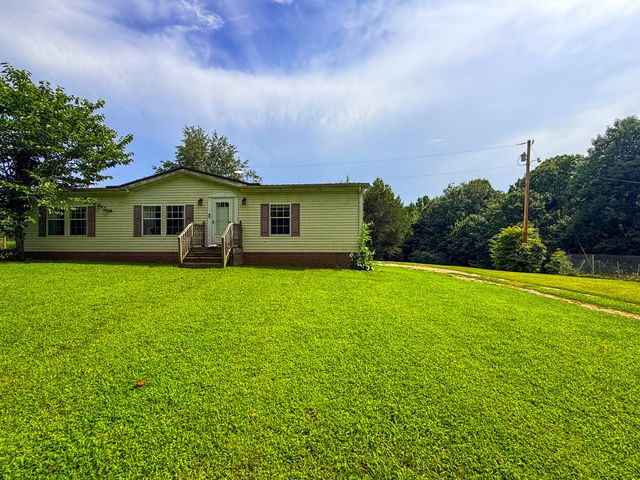 1818 Groveland Ridge Rd, Columbia, TN 38401