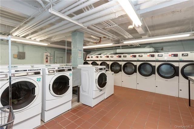 188 Garth Road 1W, Scarsdale, NY 10583