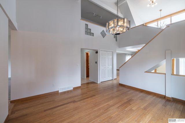 723 S 153rd Circle, Omaha, NE 68154