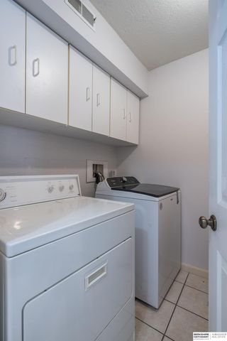 723 S 153rd Circle, Omaha, NE 68154