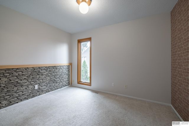 723 S 153rd Circle, Omaha, NE 68154