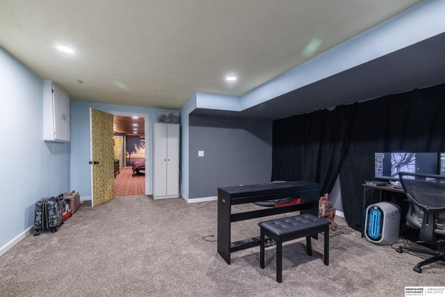 723 S 153rd Circle, Omaha, NE 68154