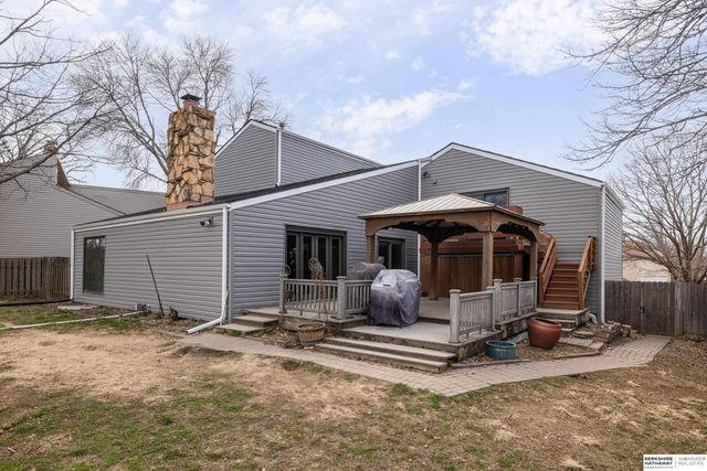 723 S 153rd Circle, Omaha, NE 68154