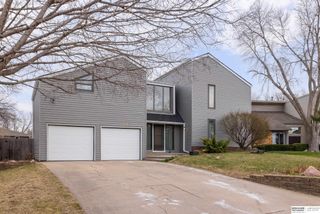 723 S 153rd Circle, Omaha, NE 68154