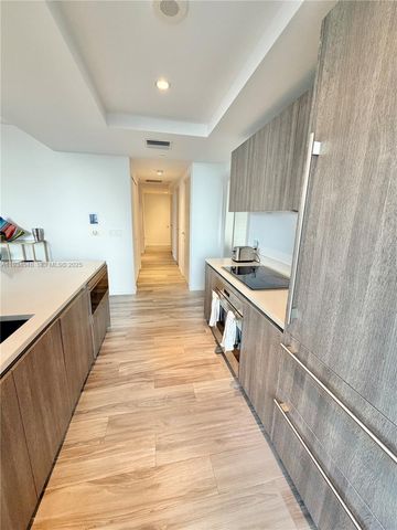 801 S Miami Ave 2709, Miami, FL 33130