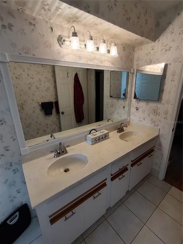11440 SW 84TH AVENUE ROAD, Ocala, FL 34481