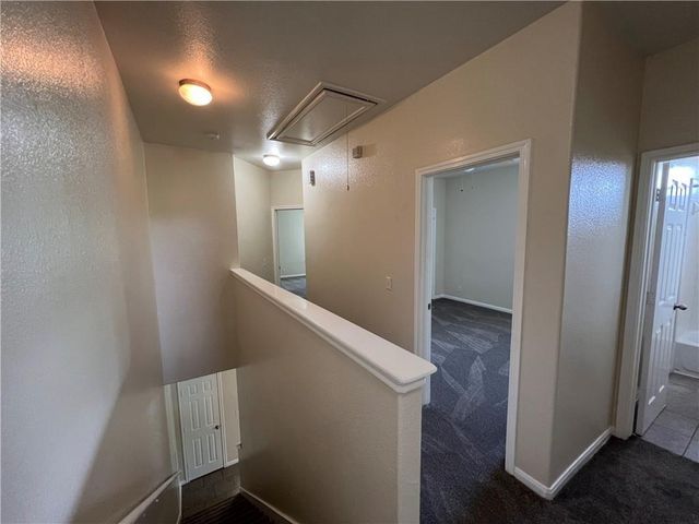 2400 Allred DR B, Austin, TX 78748