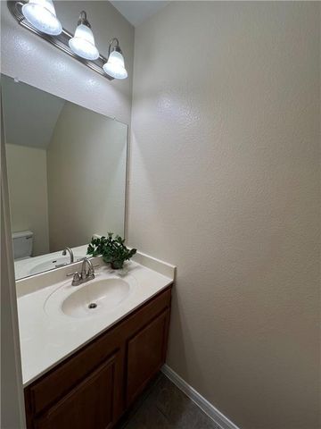 2400 Allred DR B, Austin, TX 78748