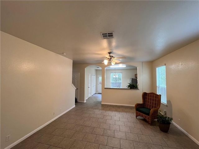 2400 Allred DR B, Austin, TX 78748