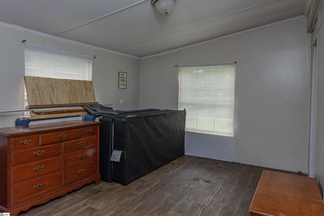 95 Madden Road, Clinton, SC 29325