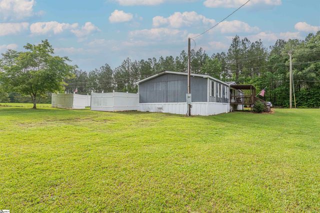 95 Madden Road, Clinton, SC 29325