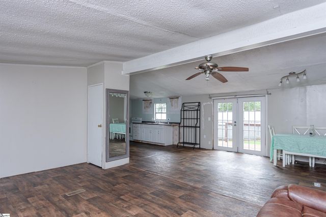 95 Madden Road, Clinton, SC 29325