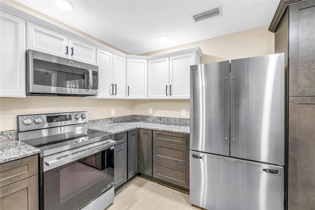 566 NW MAGNOLIA CIRCLE, Crystal River, FL 34428