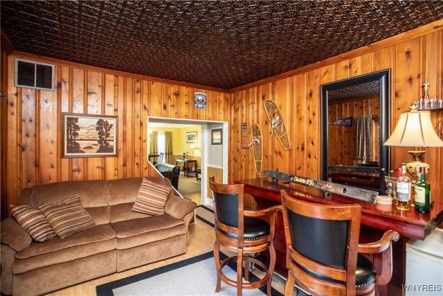 12 Elizabeth Street, Ellicottville, NY 14731