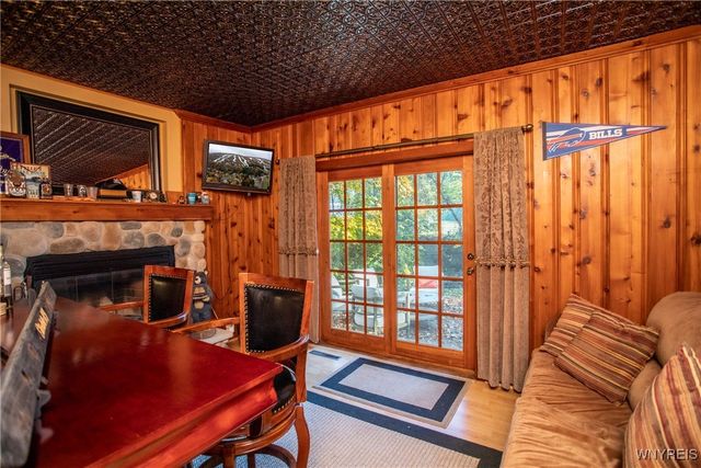 12 Elizabeth Street, Ellicottville, NY 14731