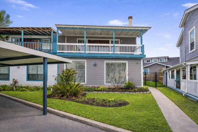 88 Lakeview Village, Conroe, TX 77356