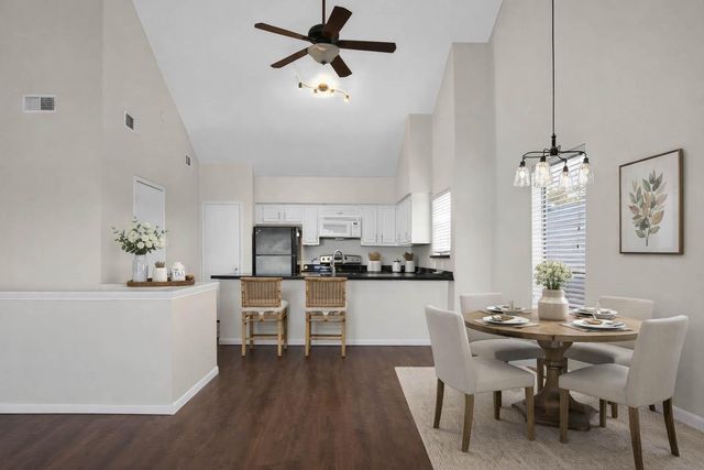 88 Lakeview Village, Conroe, TX 77356