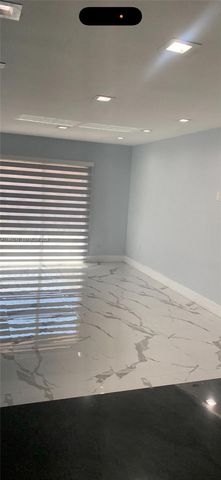 1100 W 35th St 4, Hialeah, FL 33012