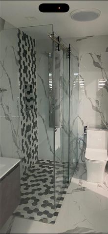 1100 W 35th St 4, Hialeah, FL 33012