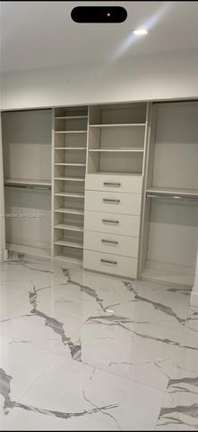 1100 W 35th St 4, Hialeah, FL 33012