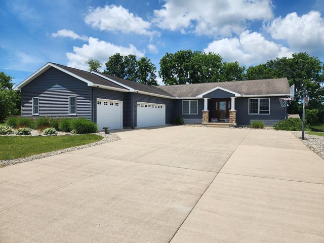 45 Browning Drive, Wayland Twp, MI 49344