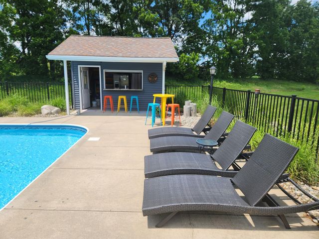 45 Browning Drive, Wayland Twp, MI 49344