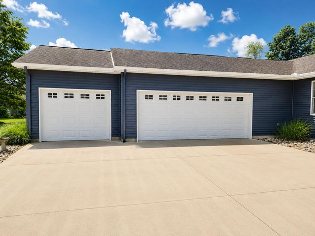 45 Browning Drive, Wayland Twp, MI 49344