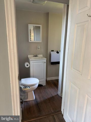 328 FRANKLIN ST, Shoemakersville, PA 19555