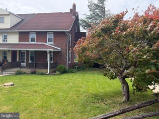 328 FRANKLIN ST, Shoemakersville, PA 19555
