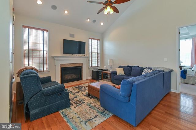 113 W STATION TER W, Martinsburg, WV 25403