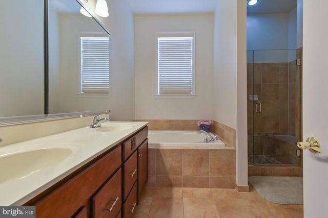 113 W STATION TER W, Martinsburg, WV 25403