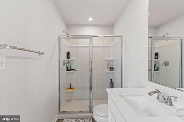 240 OLYMPUS RD, Charles Town, WV 25414