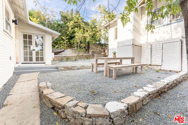 372 N Avenue 53, Los Angeles, CA 90042