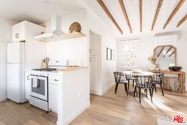 372 N Avenue 53, Los Angeles, CA 90042