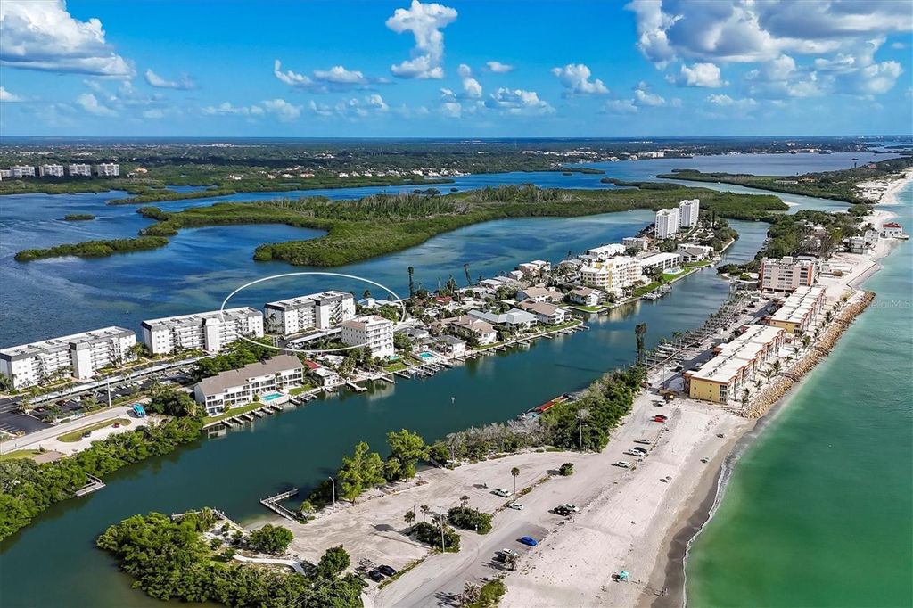 9011 MIDNIGHT PASS ROAD 426, Sarasota, FL 34242