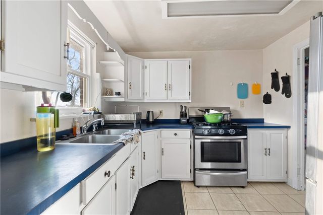 330 Wilson Dr, Penn Hills, PA 15235