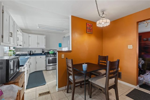 330 Wilson Dr, Penn Hills, PA 15235