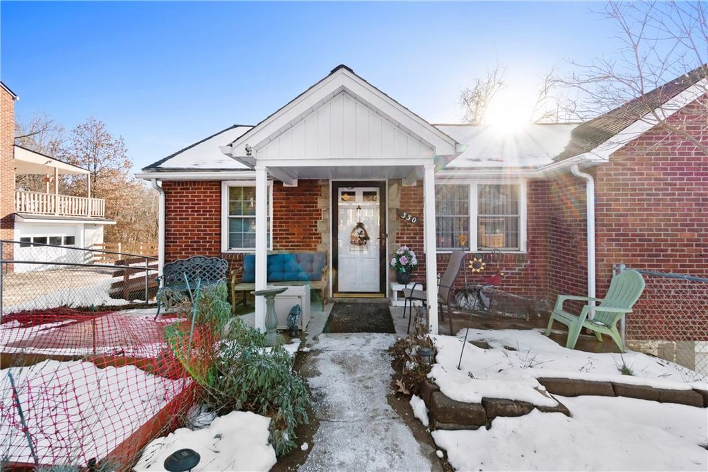 330 Wilson Dr, Penn Hills, PA 15235