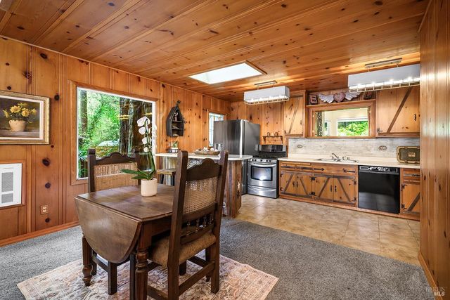 15607 Old Cazadero Rd, Guerneville, CA 95446