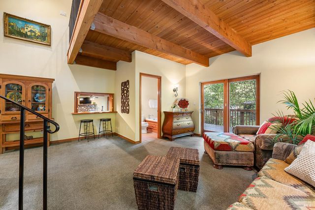 15607 Old Cazadero Rd, Guerneville, CA 95446