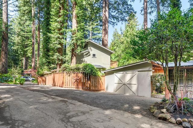 15607 Old Cazadero Rd, Guerneville, CA 95446