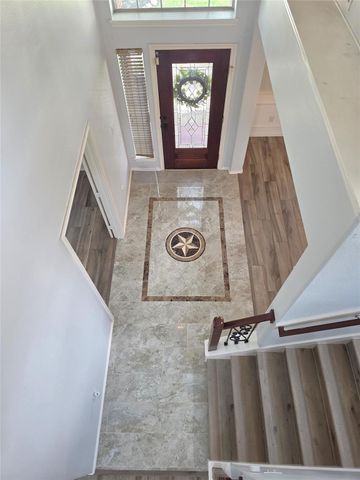 10038 Barr Lake Drive, Houston, TX 77095