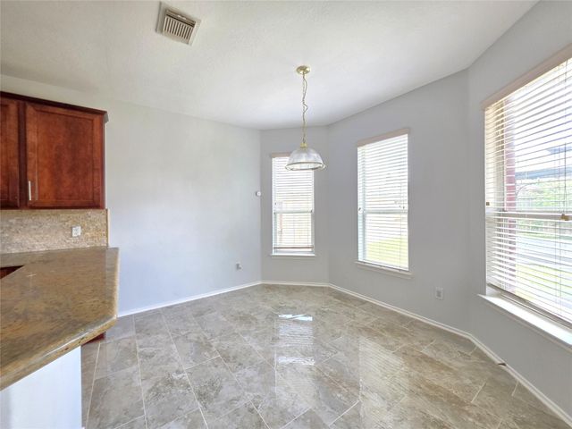 10038 Barr Lake Drive, Houston, TX 77095