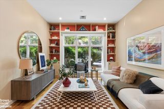 325 GREENE Avenue # 1B, New York City, NY 11238