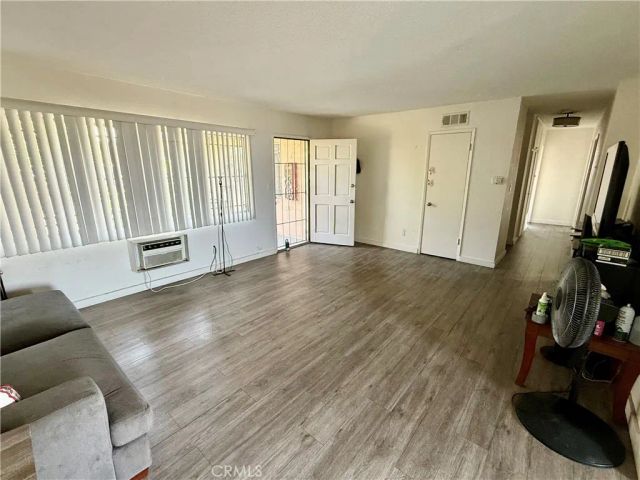 12287 Osborne Street 12, Pacoima, CA 91331