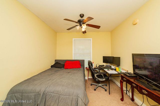 218 Dogwood Street, Waveland, MS 39576